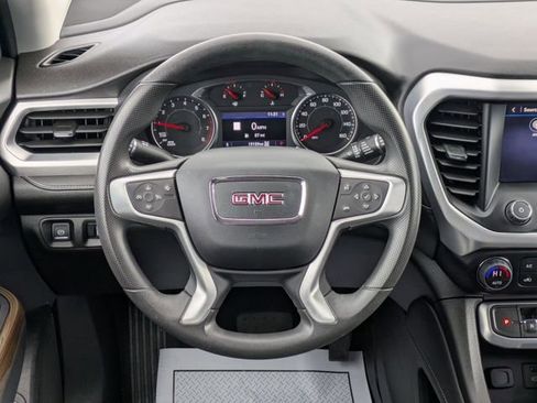 Used 2023 GMC Acadia SLE w/ Driver Convenience Package image 15