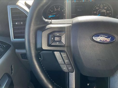 Used 2020 Ford F150 XLT w/ Equipment Group 302A Luxury AWD/4WD image 11