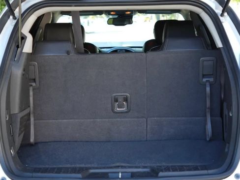 Used 2017 Buick Enclave Leather w/ Enclave Sport Touring Edition FWD image 10