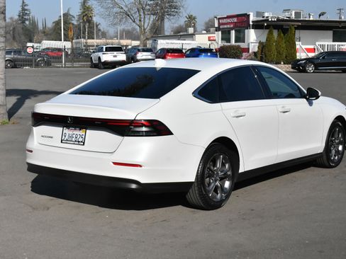 Used 2023 Honda Accord EX image 8