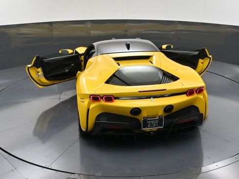 Used 2023 Ferrari SF90 Stradale AWD/4WD image 39