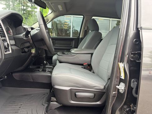 Used 2018 RAM 2500 Tradesman w/ Chrome Appearance Group AWD/4WD image 22