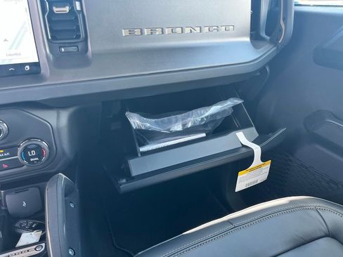 New 2026 Ford Bronco Badlands AWD/4WD image 24