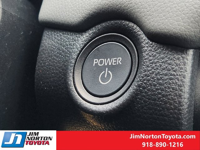 Used 2026 Toyota RAV4 SE AWD/4WD image 21