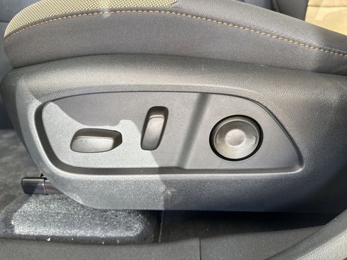 New 2026 Chevrolet Equinox ACTIV w/ Convenience Package III image 14