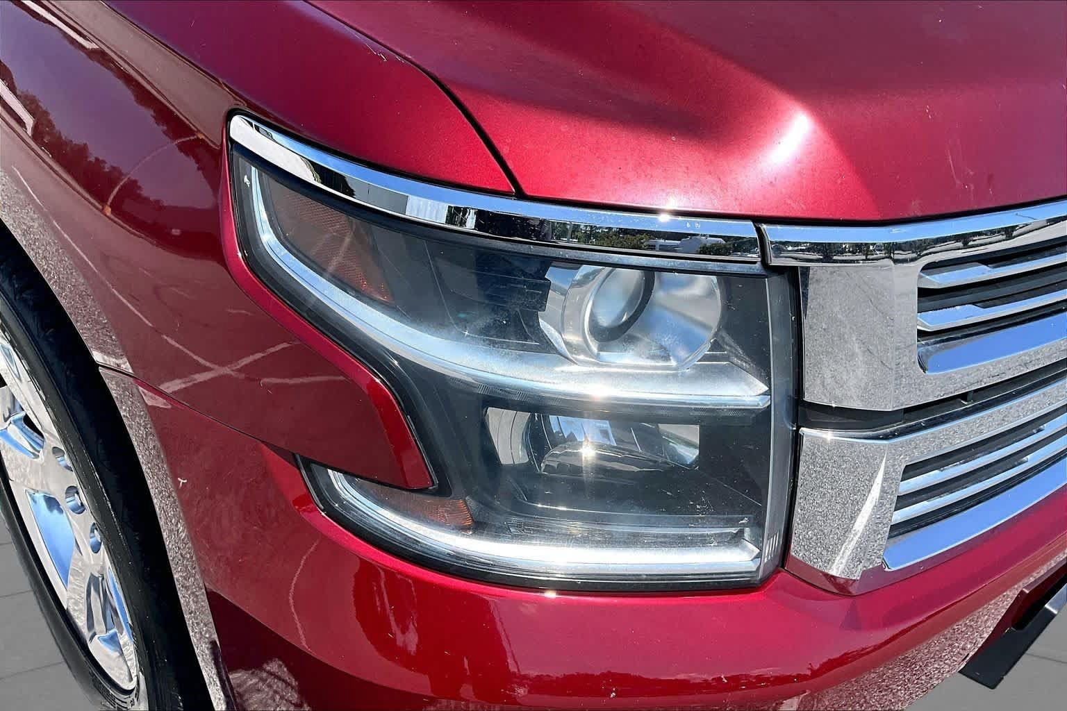 Used 2017 Chevrolet Tahoe Premier AWD/4WD image 28