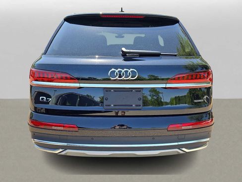 Certified 2023 Audi Q7 2.0T Premium w/ Convenience Package AWD/4WD image 29
