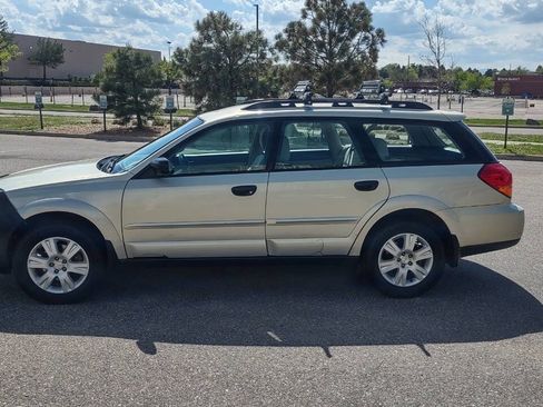 Used 2005 Subaru Outback 2.5i image 10