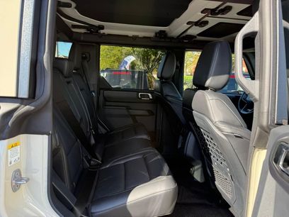 New 2025 Ford Bronco Badlands w/ Sasquatch Package