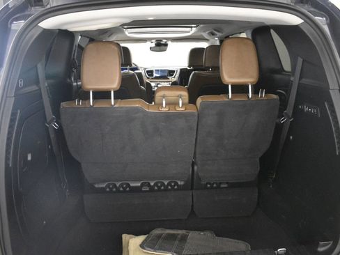 Used 2017 Chrysler Pacifica Limited image 20