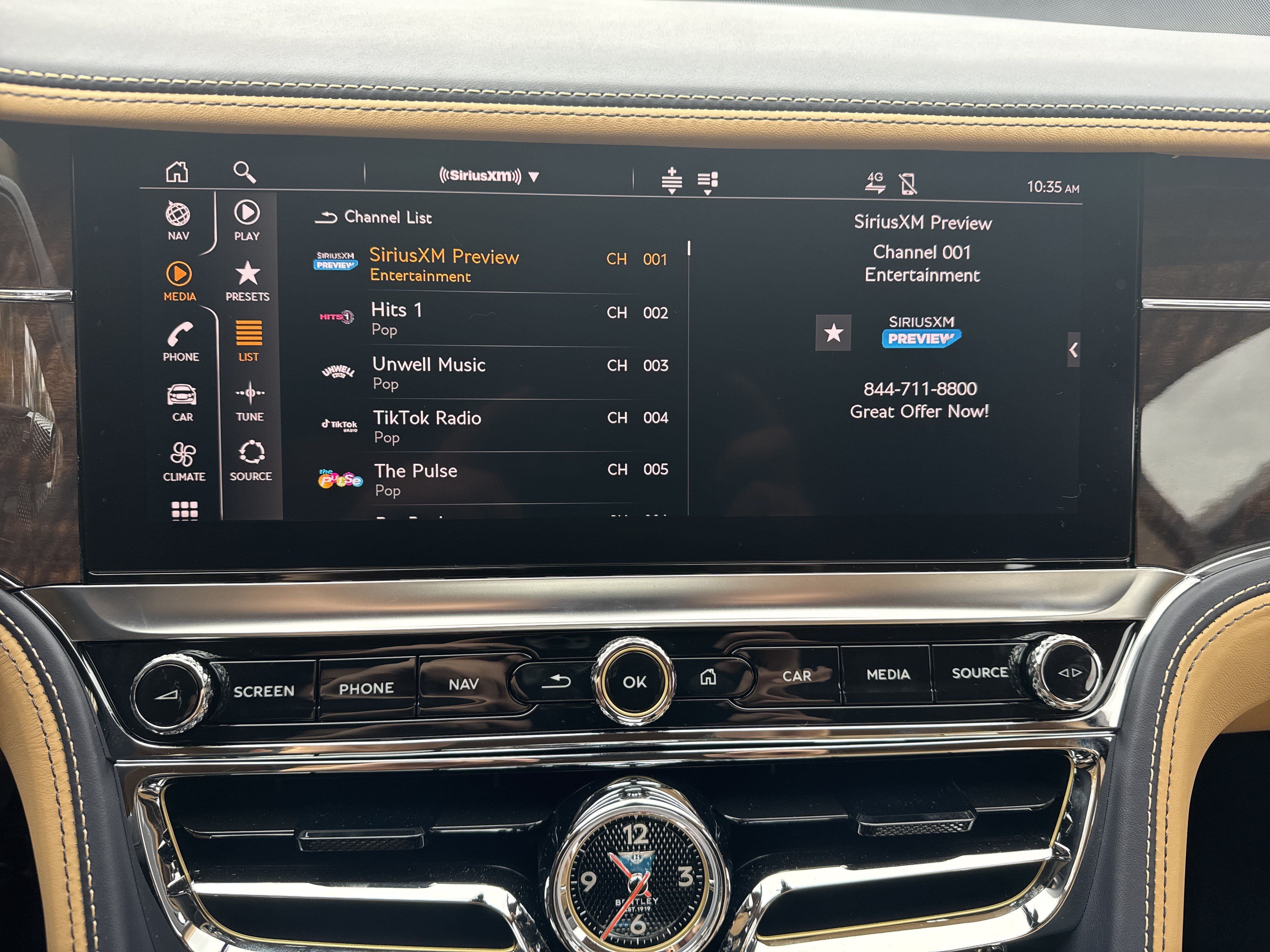 Used 2024 Bentley Flying Spur V8 AWD/4WD image 25