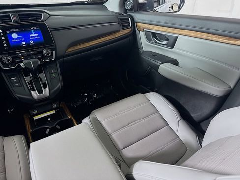 Used 2020 Honda CR-V Touring image 24