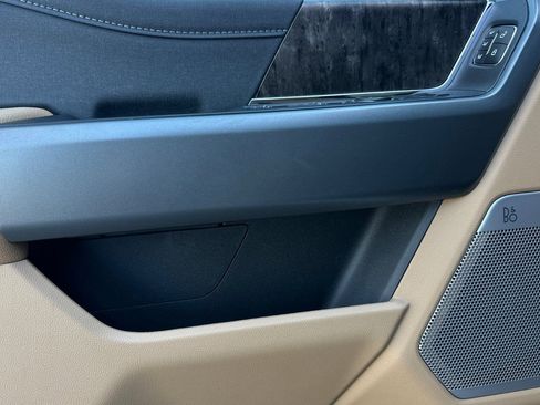 New 2026 Ford F350 Lariat image 10