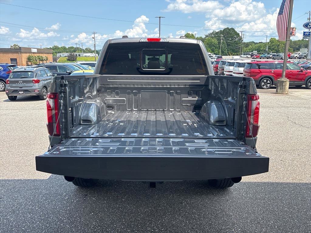 Used 2026 Ford F150 Lariat w/ Equipment Group 501A Mid AWD/4WD image 3