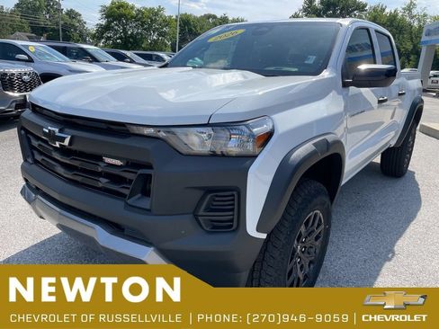 New 2026 Chevrolet Colorado Trail Boss AWD/4WD image 3