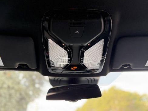 Used 2021 BMW M4 Competition w/ Executive Package image 48