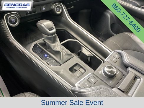 Used 2024 Toyota Grand Highlander AWD image 17
