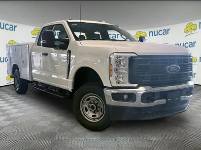New 2026 Ford F250 XL w/ XL Chrome Package