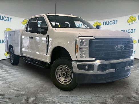 New 2026 Ford F250 XL w/ XL Chrome Package AWD/4WD image 1