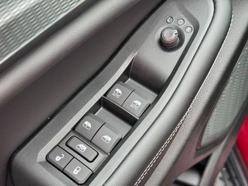 New 2026 Jeep Grand Cherokee Laredo X image 9