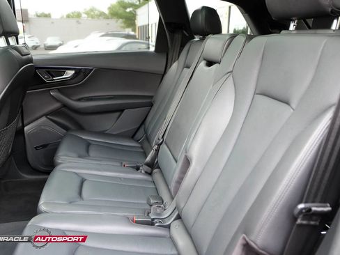 Used 2018 Audi Q7 3.0T Prestige AWD/4WD image 24