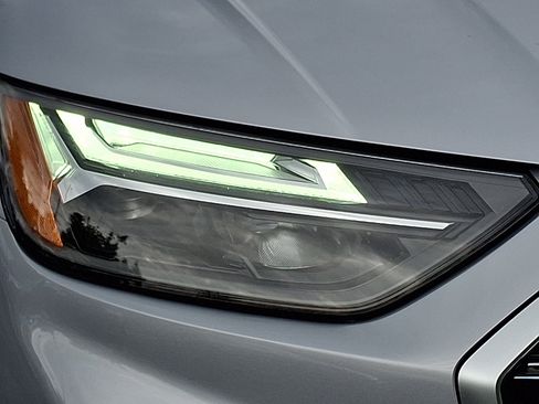Certified 2023 Audi SQ5 Premium Plus AWD/4WD image 9