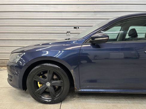 Used 2012 Volkswagen Passat 2.5 SE FWD image 4