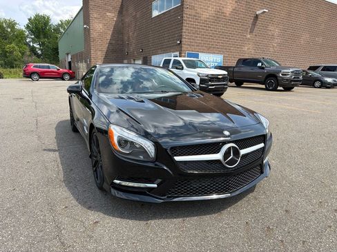 Used 2016 Mercedes-Benz SL 550 image 2