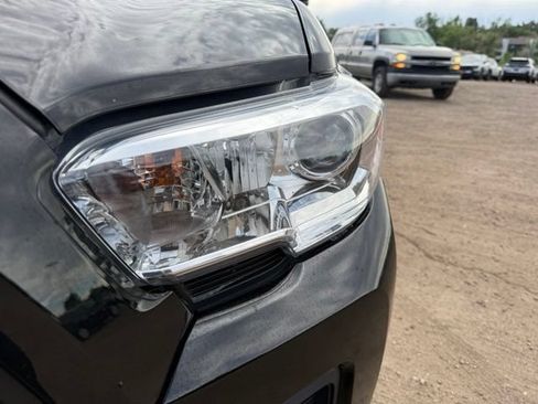 Used 2023 Toyota Tacoma SR AWD/4WD image 10