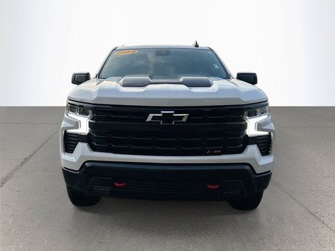 Used 2024 Chevrolet Silverado 1500 LT Trail Boss w/ Protection Package AWD/4WD image 9