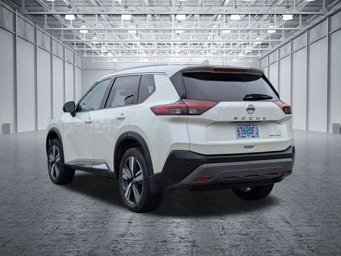 Used 2021 Nissan Rogue SL AWD/4WD image 3