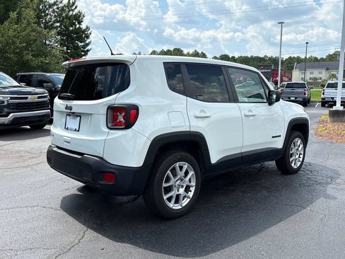 Used 2023 Jeep Renegade Latitude AWD/4WD image 27