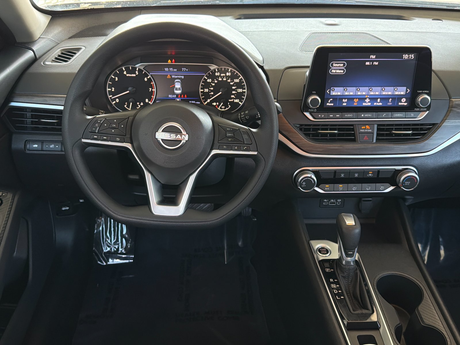 Used 2025 Nissan Altima 2.5 SV AWD/4WD image 13