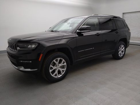 Used 2022 Jeep Grand Cherokee L Limited w/ Trailer Tow Group (B) image 2