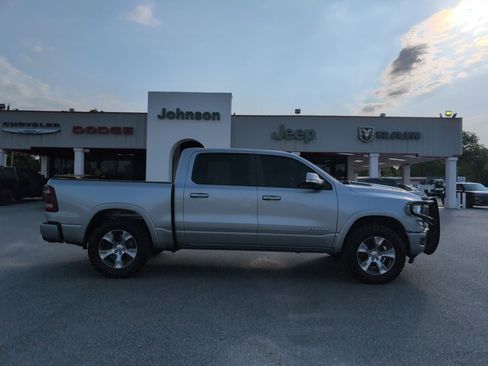 Used 2022 RAM 1500 Laramie w/ Sport Appearance Package image 8