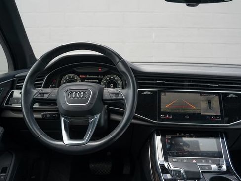 Used 2023 Audi Q7 2.0T Premium Plus w/ Premium Plus Package AWD/4WD image 23