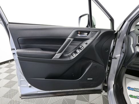 Used 2017 Subaru Forester 2.5i Touring image 12