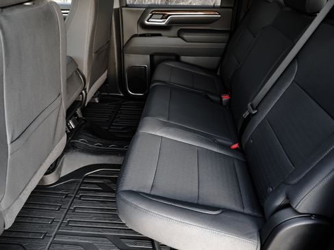 New 2026 GMC Sierra 2500 SLE w/ SLE Value Package; image 18