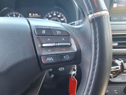 Used 2022 Hyundai Kona SE AWD/4WD image 24