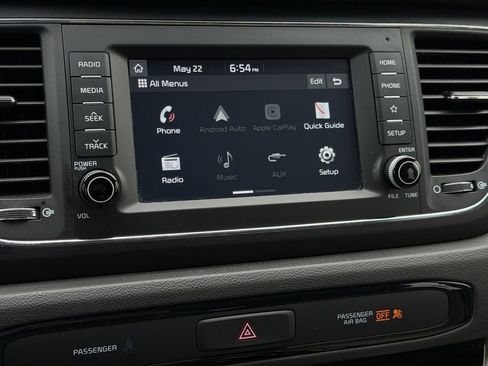 Used 2021 Kia Sedona LX FWD image 27