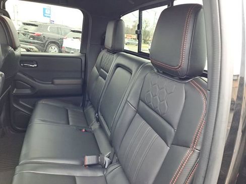 Used 2023 Nissan Frontier PRO-4X w/ Pro-4X Premium Package AWD/4WD image 21