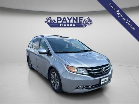 Used 2016 Honda Odyssey Touring image 1