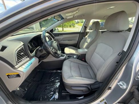 Used 2017 Hyundai Elantra SE w/ SE A/T Tech Package 03 FWD image 15