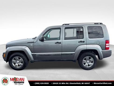 Used 2012 Jeep Liberty Sport w/ Popular Equipment Group AWD/4WD image 2