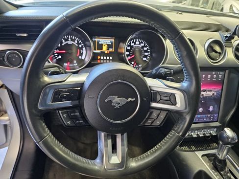 Used 2018 Ford Mustang Premium RWD image 12