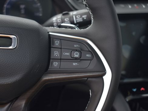 New 2026 Jeep Grand Cherokee Limited Reserve image 14