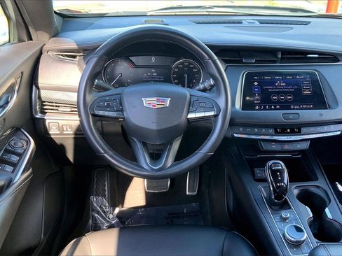 Used 2020 Cadillac XT4 Sport w/ Driver Awareness Package image 7