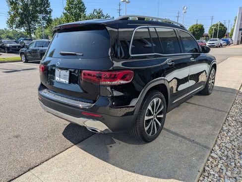 Used 2023 Mercedes-Benz GLB 250 image 8