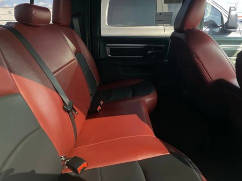 Used 2022 RAM 1500 Warlock AWD/4WD image 3