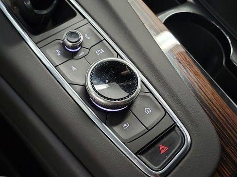 Certified 2024 Cadillac Escalade Premium Luxury RWD image 30